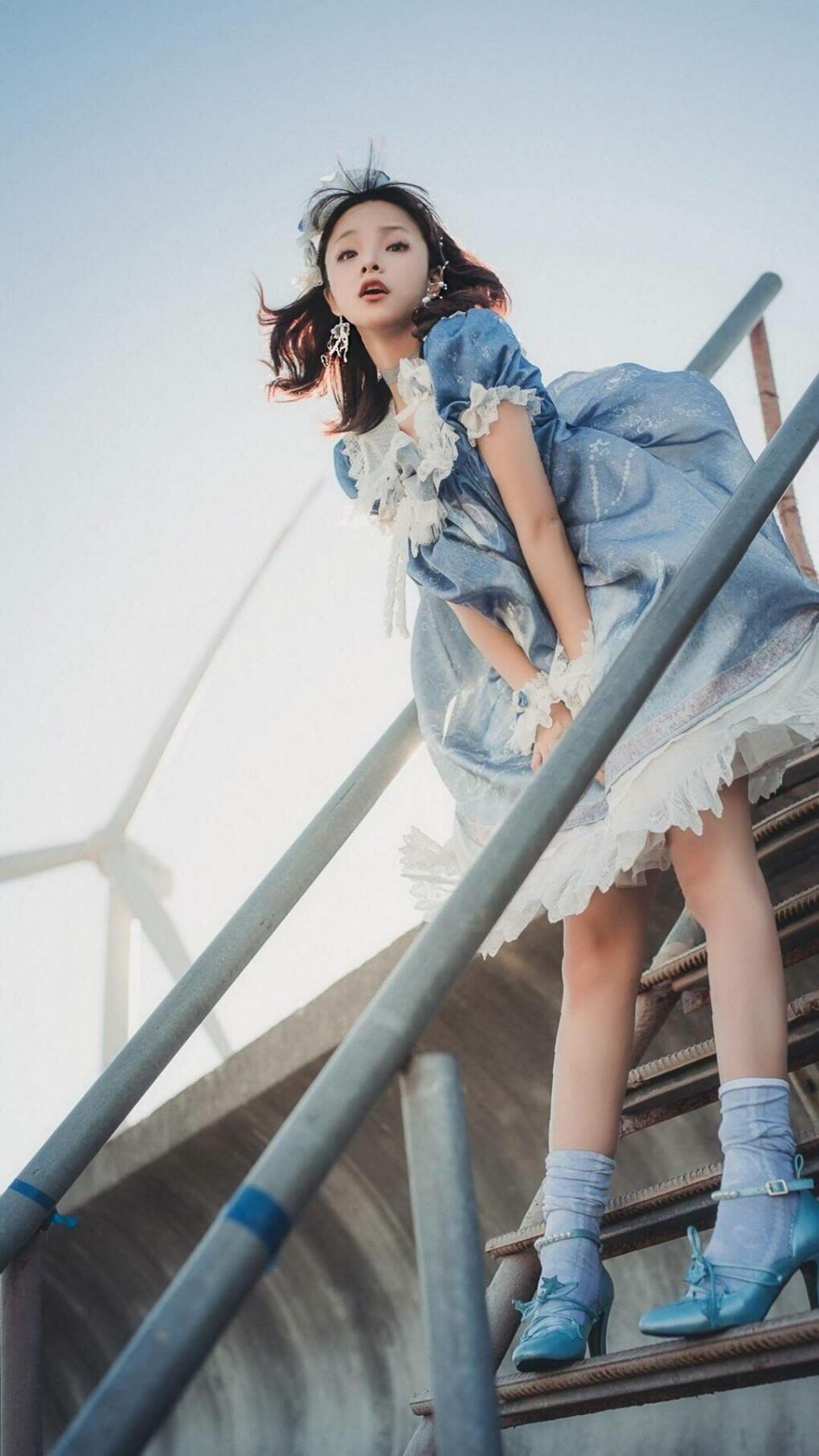 雷火电竞app-错位时空，当76人最后时刻逆转雄鹿，我们为何呼唤着莫兰特之名？