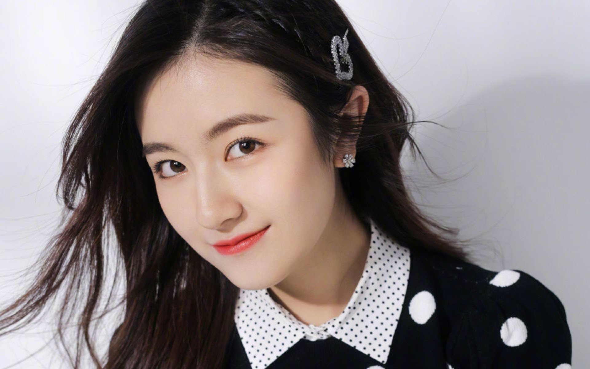 西亚卡姆的狂野之舞,掘金的铁血咏叹—雄鹿客场的血色周末