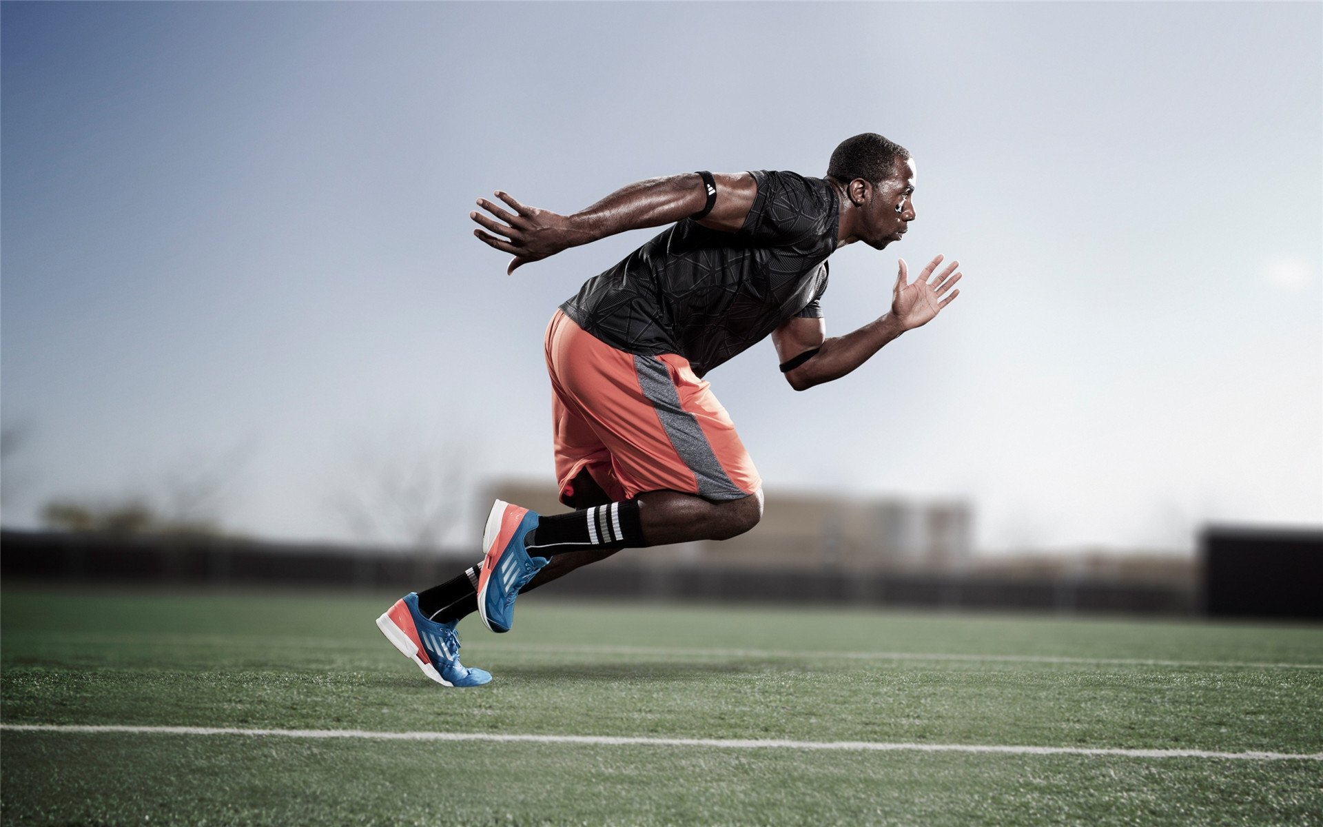 雷火电竞下载-跨越时空的狙击，当克莱身披篮网战袍射落雄鹿